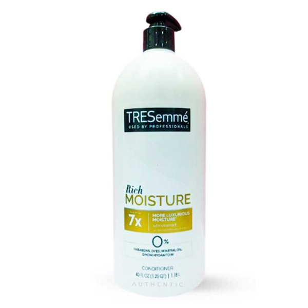 Tresemme Rich Moisture 7x More Luxurious Moisture Conditioner (1.18Litter)