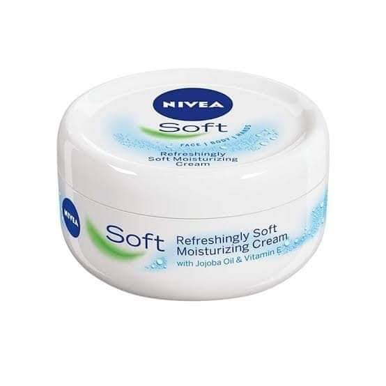 NIVEA Soft Light Moisturizing Cream 100ml Jar
